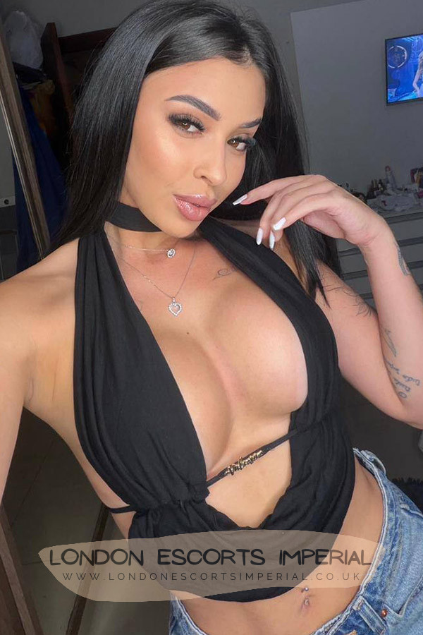 London Escort Girl Handjob Silicone 34D