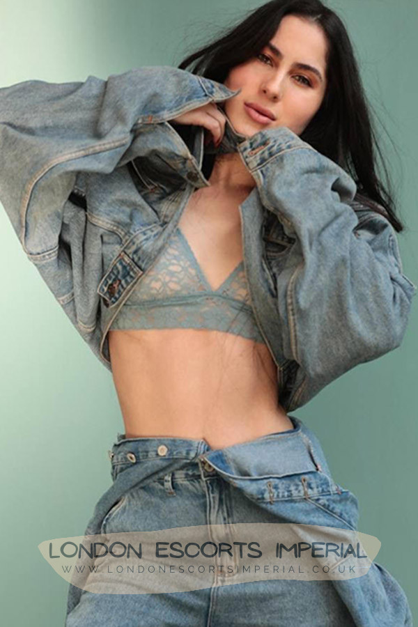 London Escort Girl Small Tit 34B
