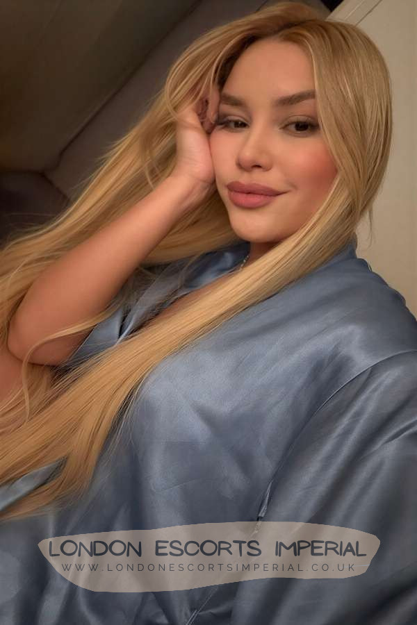 London Escort Girl Party 32D